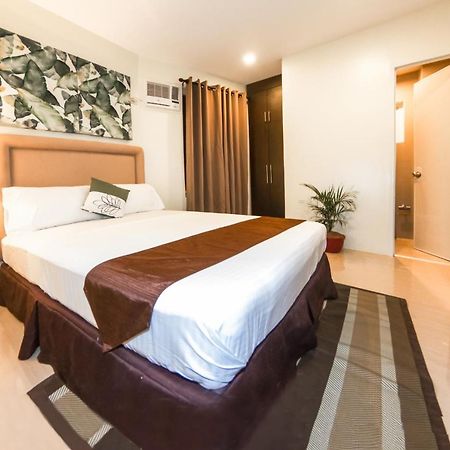 Verovino Suites Cebu Bagian luar foto