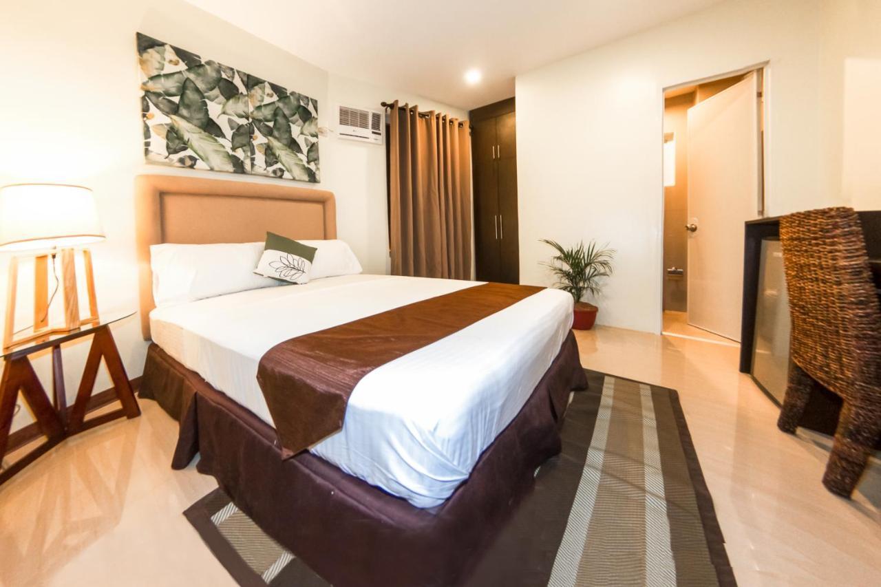 Verovino Suites Cebu Bagian luar foto