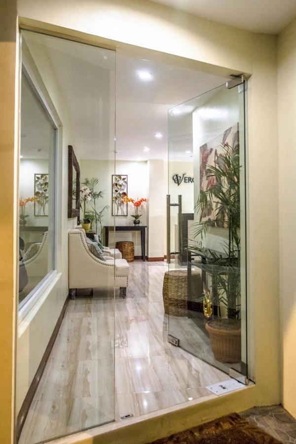 Verovino Suites Cebu Bagian luar foto