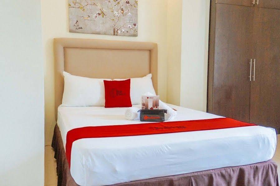 Verovino Suites Cebu Bagian luar foto