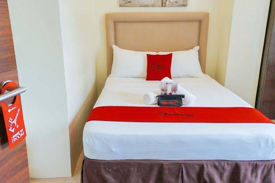 Verovino Suites Cebu Bagian luar foto